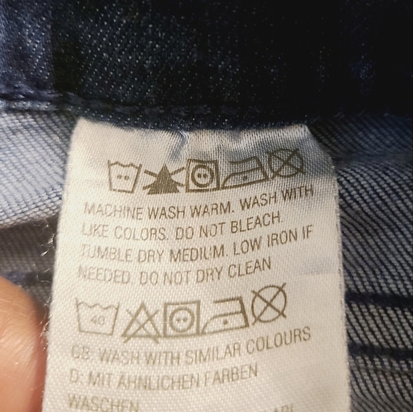 Isaac Mizrahi Live! | Women's Dark Flared or Wide-Leg Jeans (US Size 14 Tall) - Picture 10 of 13